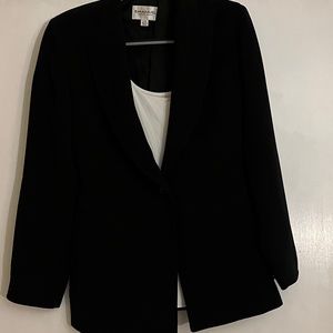 Vintage Emanuel Ungaro Black  Blazer 4/38